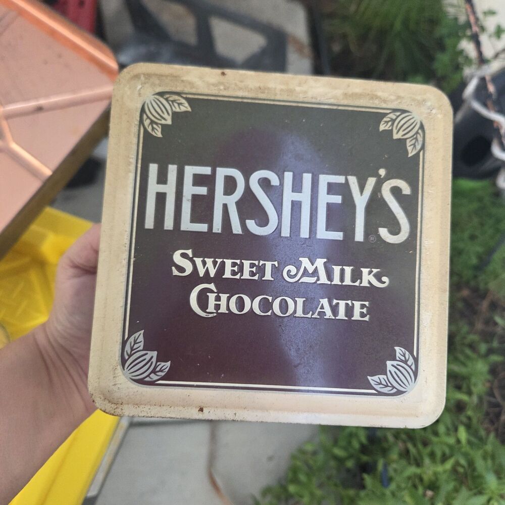 Vintage 1990 Hershey's Sweet Milk Chocolate Tin 1912 Edition #1 Empty